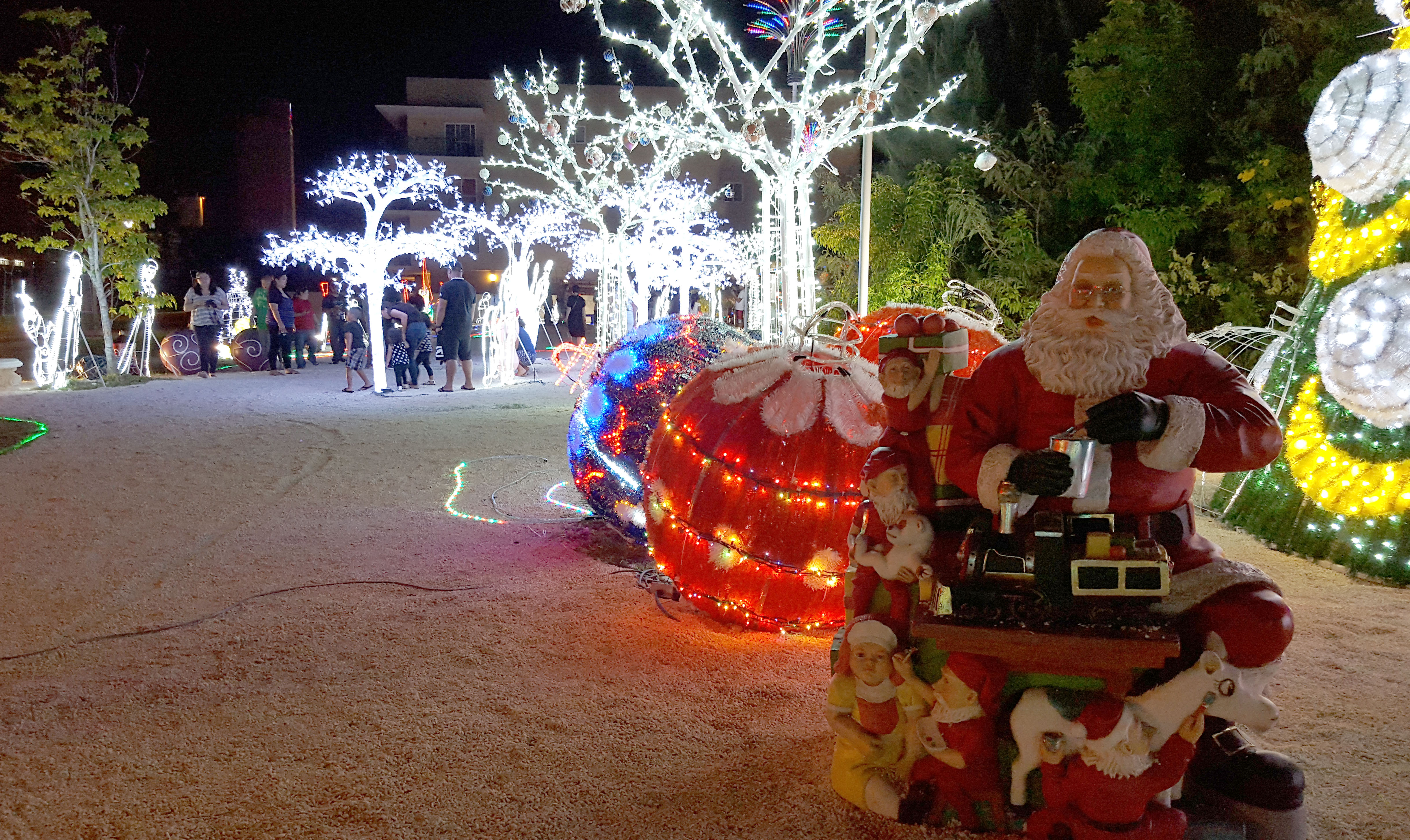 Tumon Christmas Village