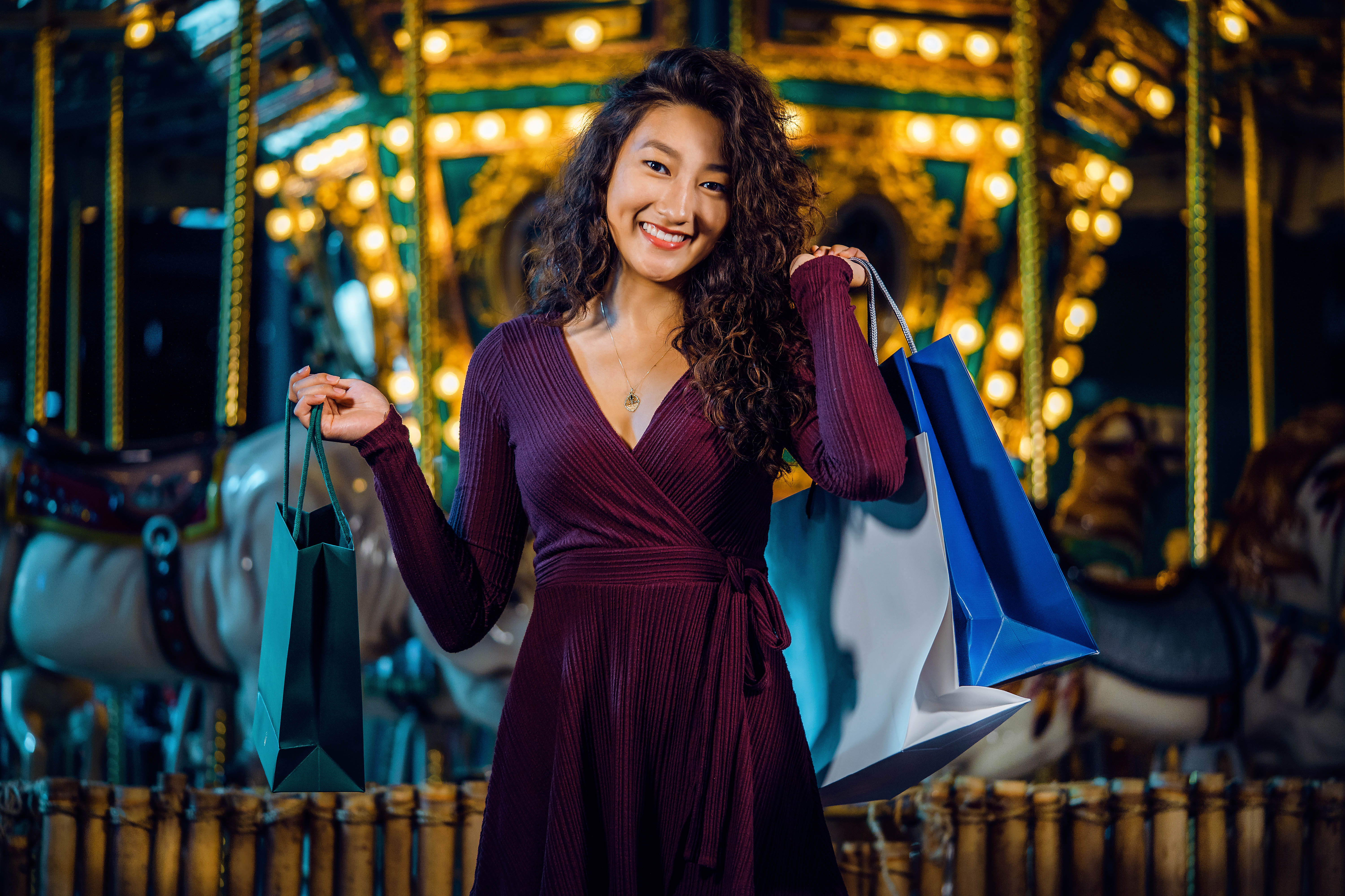 Surf The Sales - Shopper at Carousel